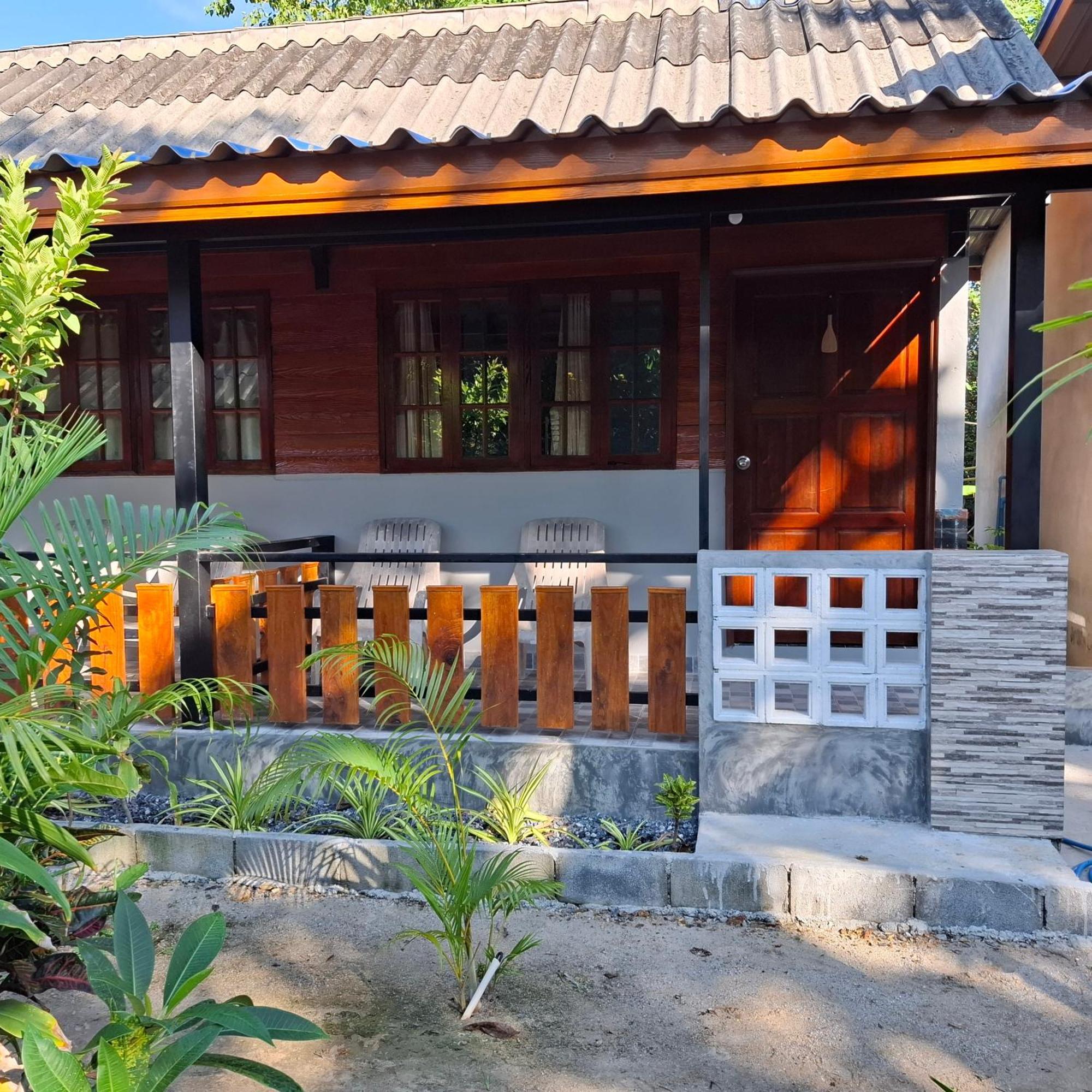 Lanta Valom Buri Villa Ko Lanta Kültér fotó