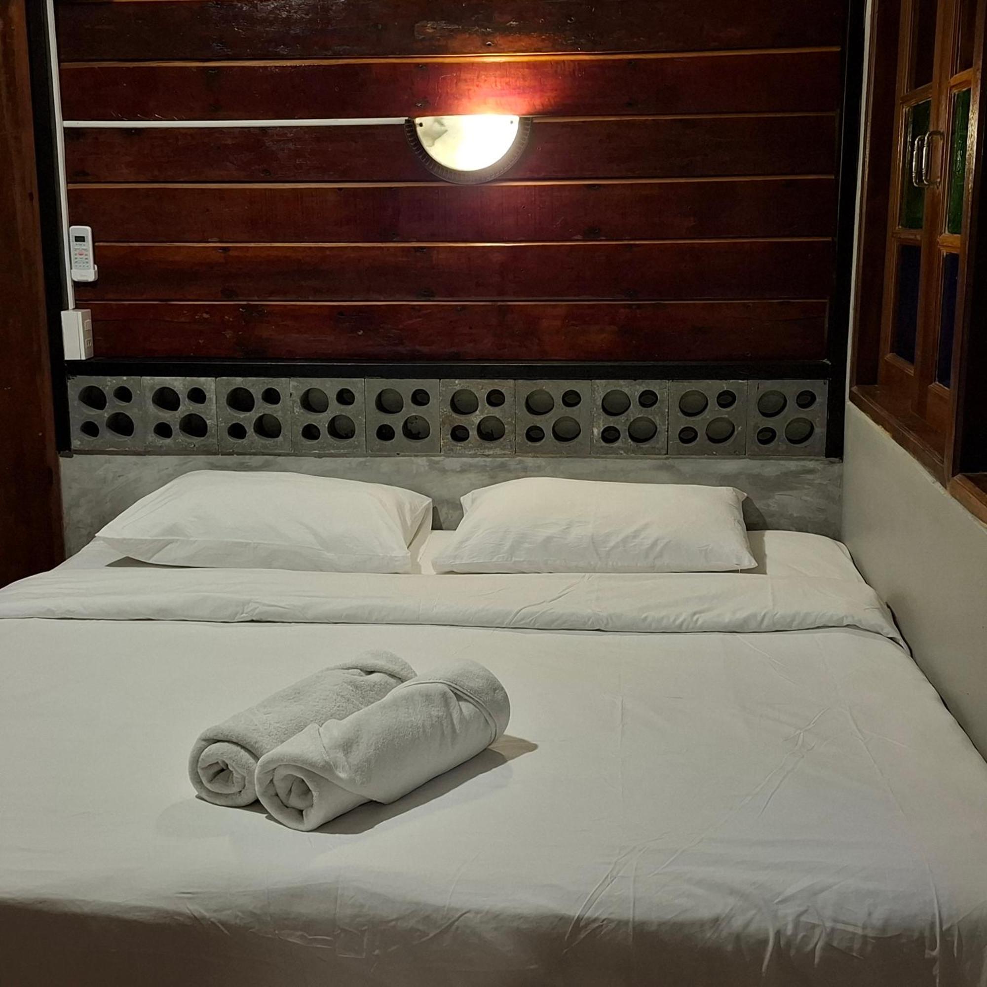 Lanta Valom Buri Villa Ko Lanta Kültér fotó