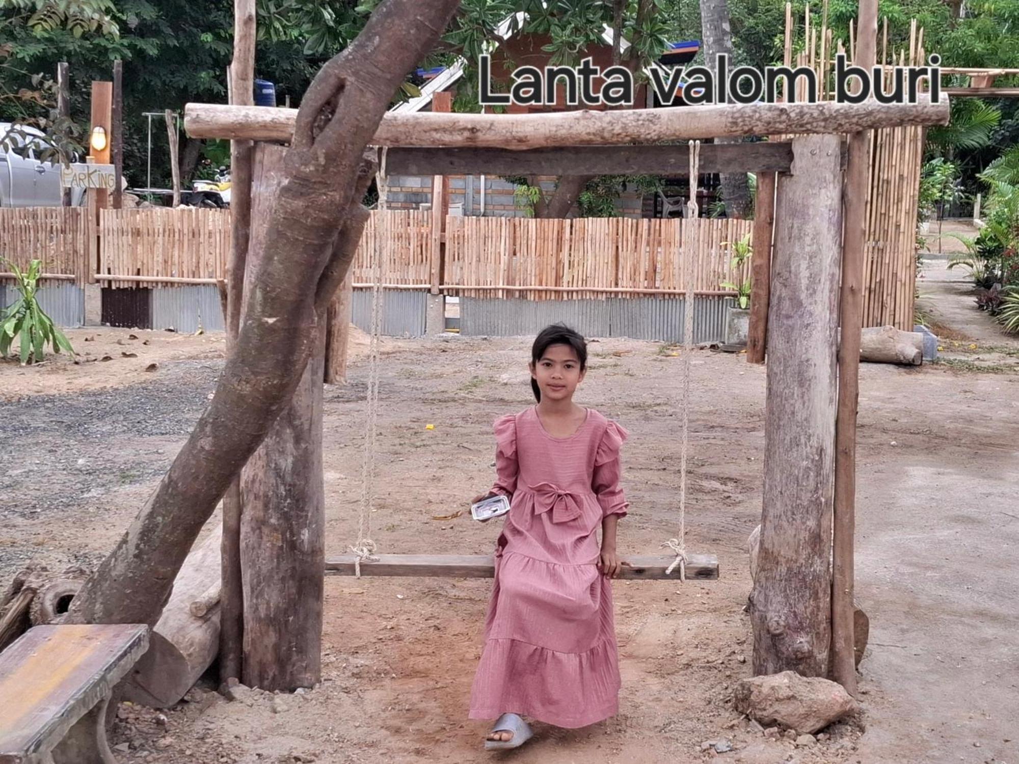 Lanta Valom Buri Villa Ko Lanta Kültér fotó