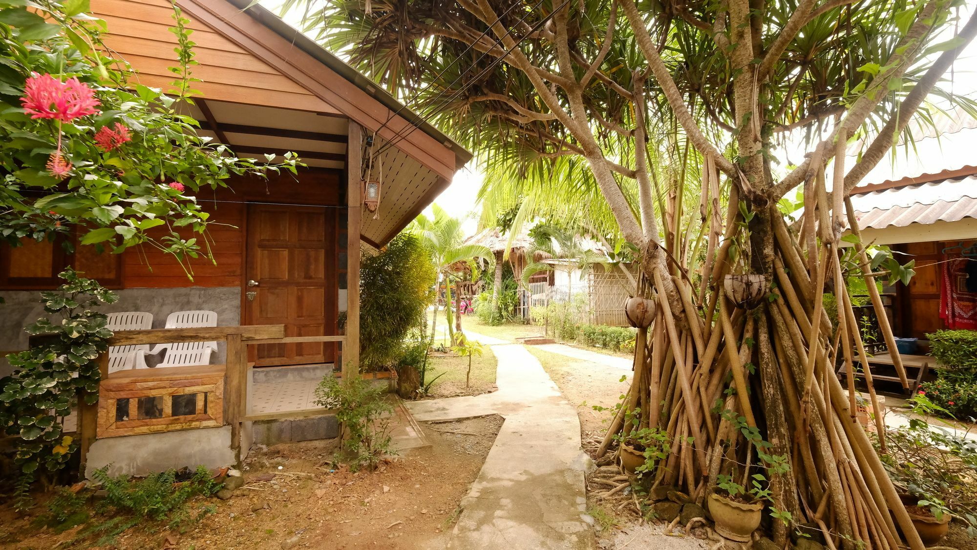 Lanta Valom Buri Villa Ko Lanta Kültér fotó